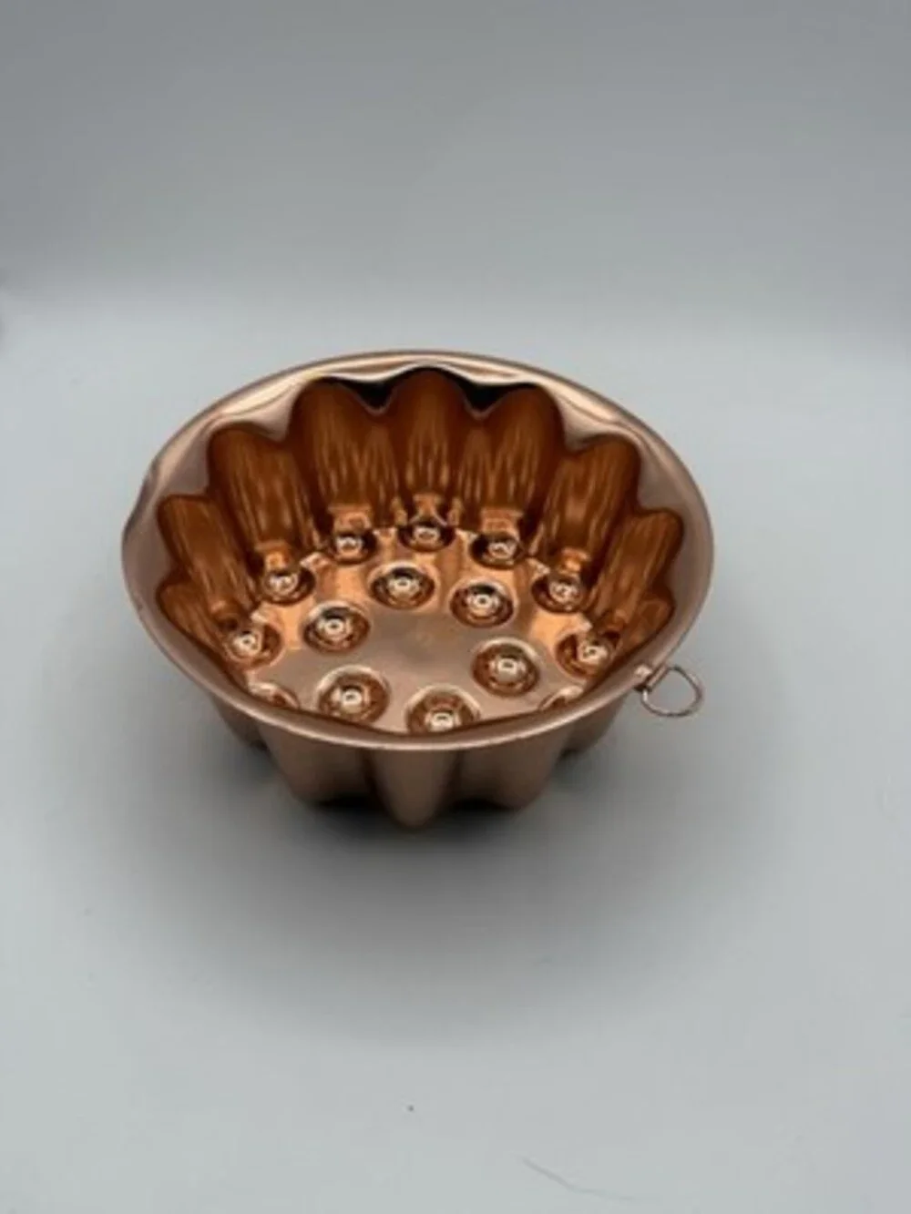 Vintage Copper Mold Round with Dotted Pattern 4 Cups Collectible